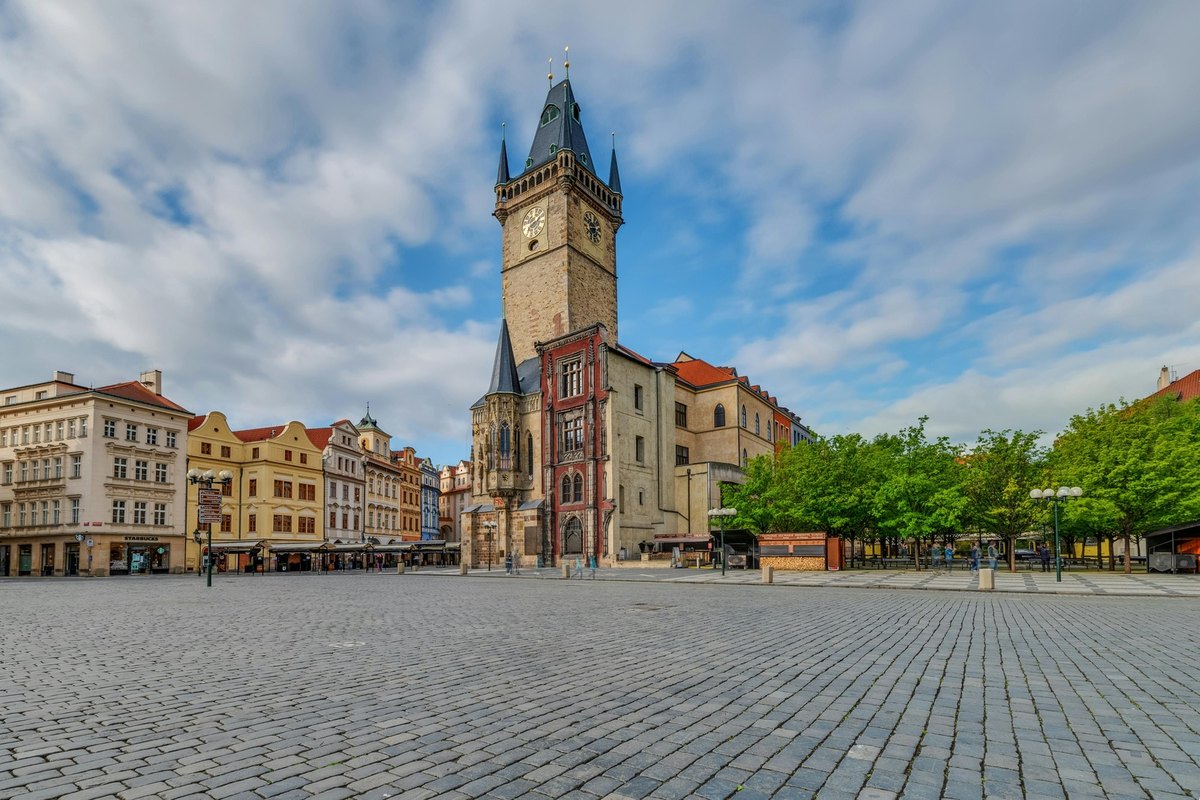 Spolupráca s univerzitami