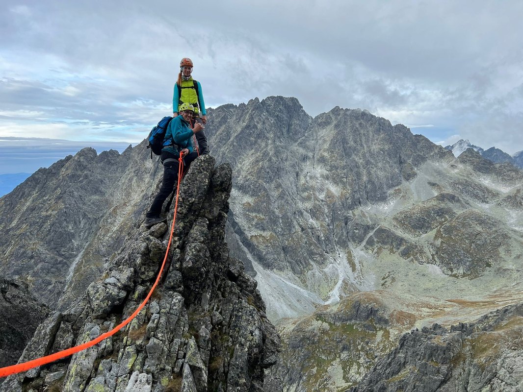 Aplikácie pre vodičov: Navigácia, palubný počítač