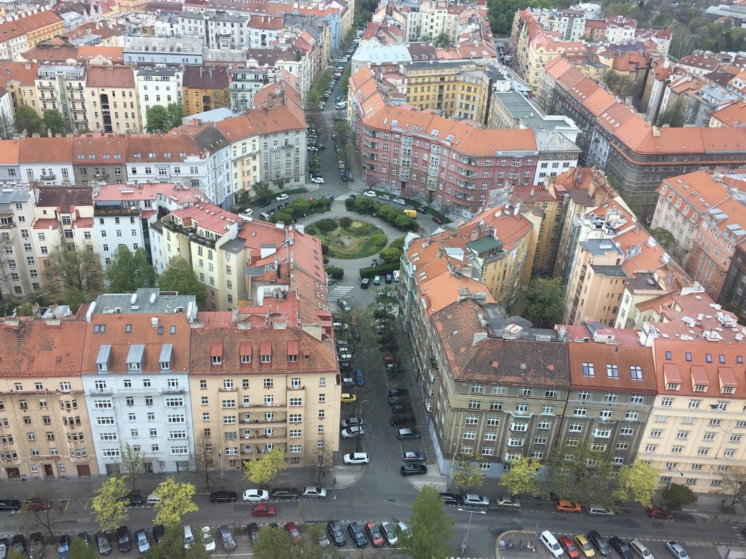 Alternatívy k dlhu: Odklad nákupu, prenájom a cirkulárna ekonomika